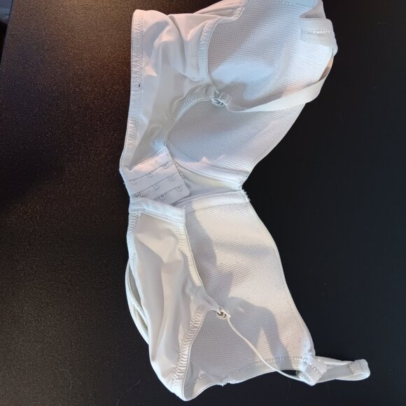 Women's BARELY BREEZIES WHITE 38D BRA - Picture 4 of 6